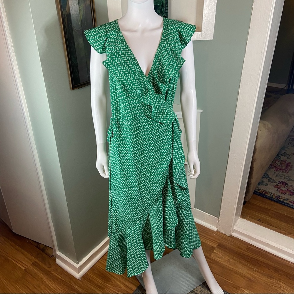 Max Studio Green Vine Print High-Low Wrap Midi Dress Medium M Ruffle Floral